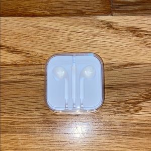 Apple - Headphone Case - White & Clear